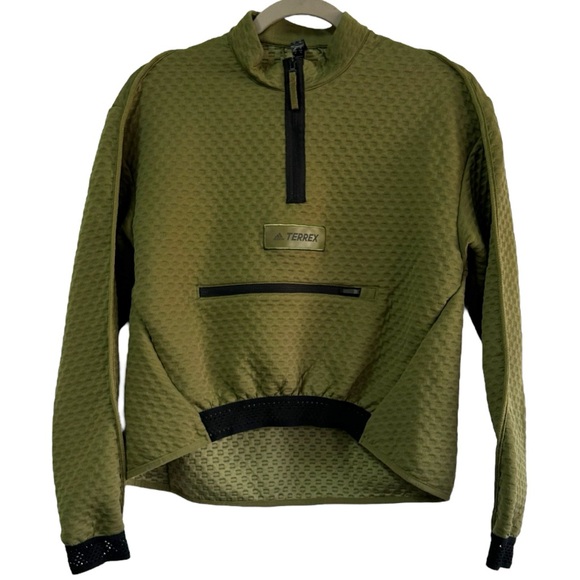 adidas Tops - Adidas Women's Terrex Hike‎ Half Zip Fleece Top    Sz S
